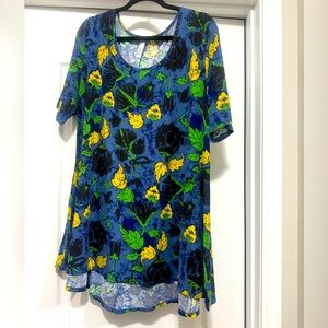 LuLaRoe 2XL Floral Blue and Yellow Perfect T Top